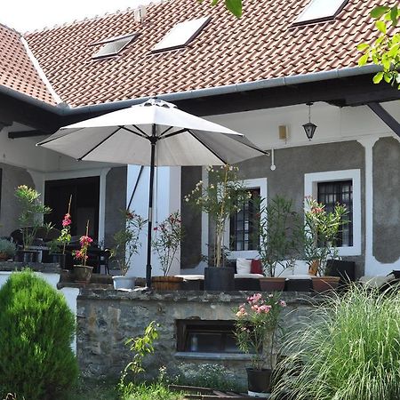 Óbester Panzió Badacsonytomaj Kültér fotó