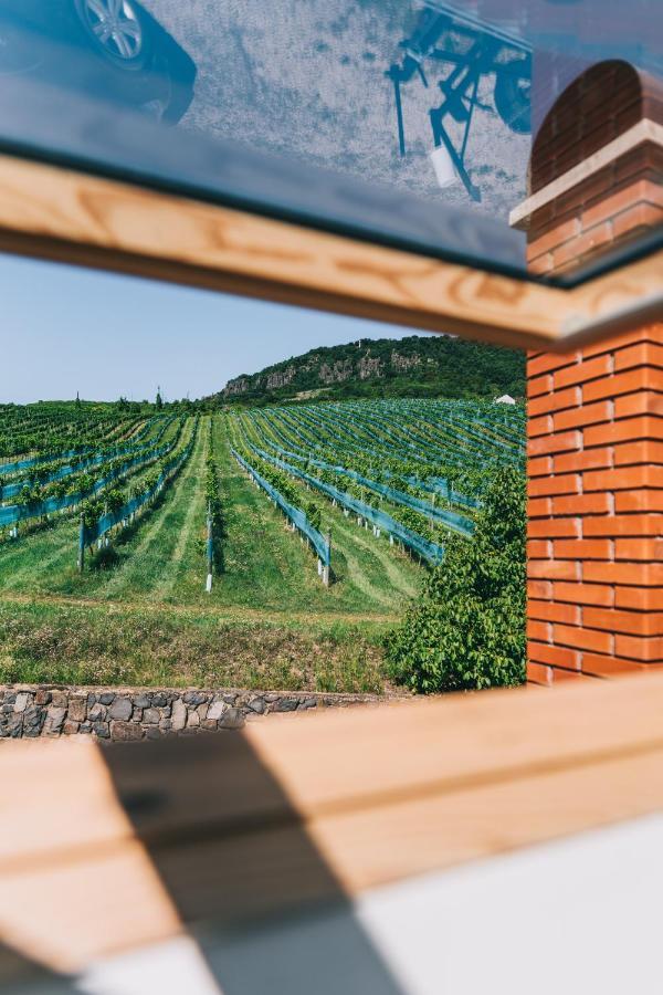 Óbester Panzió Hotel Badacsonytomaj Kültér fotó